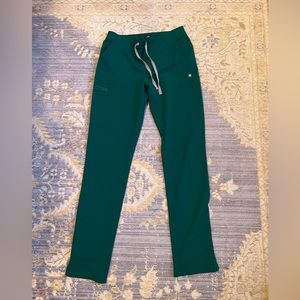 Green Figs Yola Skinny scrub pants - SMALL/TALL